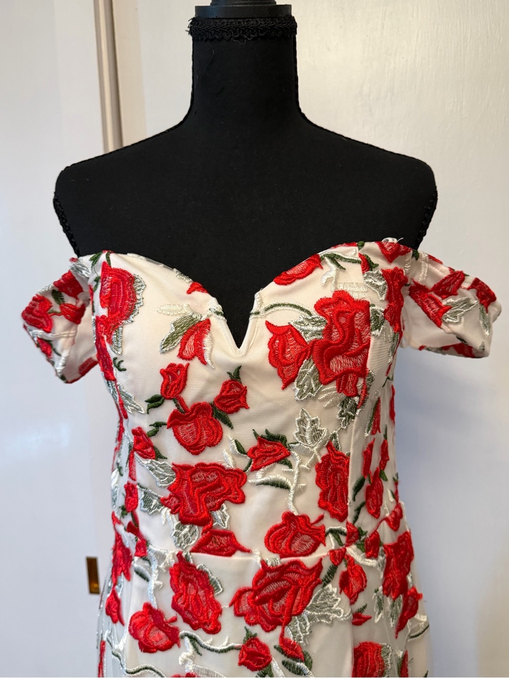 Soieblu Floral Off-Shoulder Gown with Red Rose Embellishments - Picture 2 of 12
